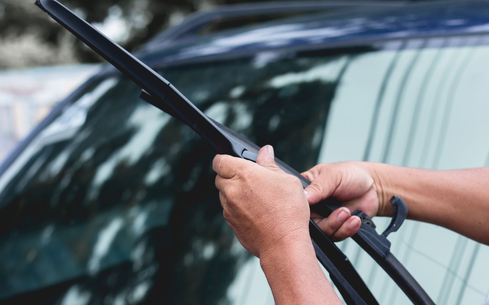 Book Trusted Windshield Replacement in Pittsburg, CA